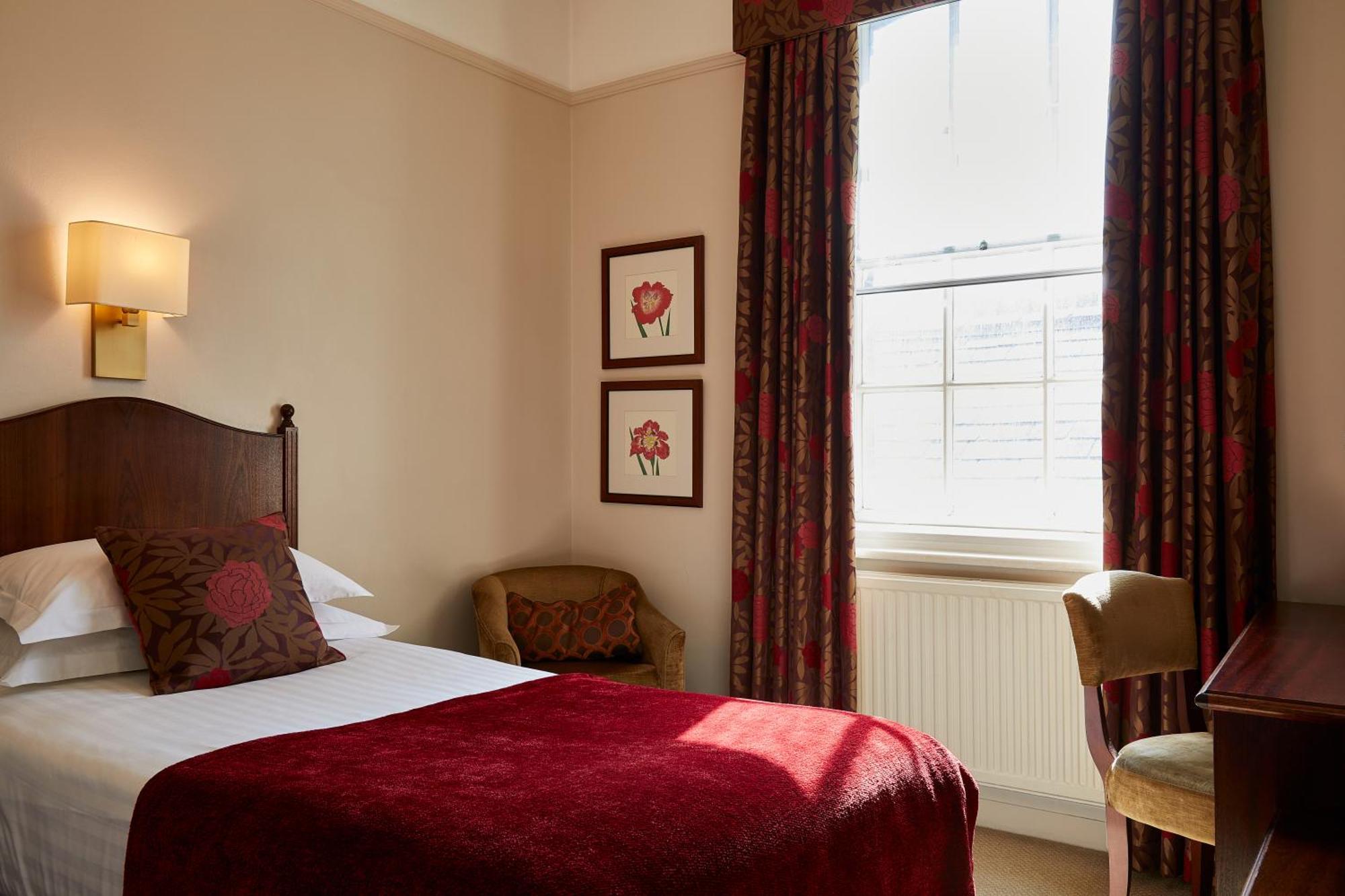 Ledsham  Macdonald Craxton Wood Hotel & Spa מראה חיצוני תמונה