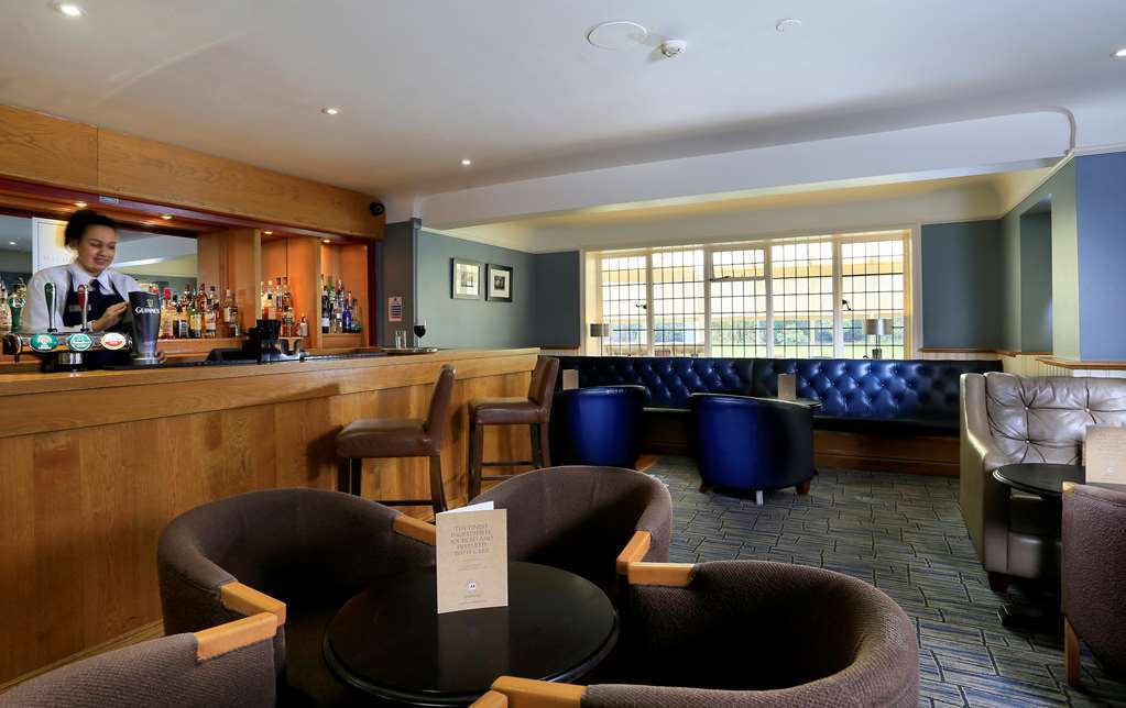 Ledsham  Macdonald Craxton Wood Hotel & Spa מראה חיצוני תמונה